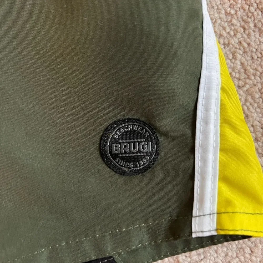 Men’s swim shorts